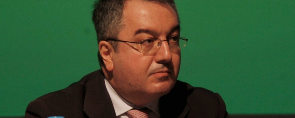 Μόσιαλος: Τι ξέρουμε για το εμβόλιο της AstraZeneca και τις θρομβώσεις (photo) - Media