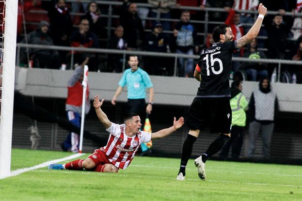 olypaok_88.jpg