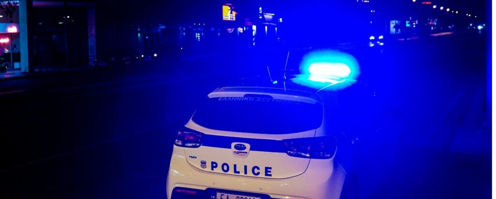Επίθεση με μολότοφ σε υπηρεσία της ΕΛ.ΑΣ. τα ξημερώματα  - Media