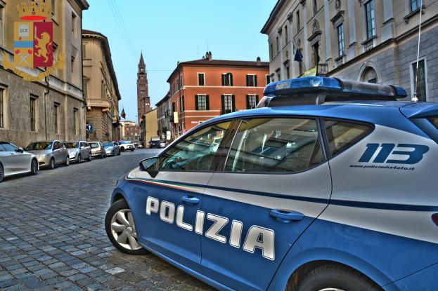 polizia.jpg