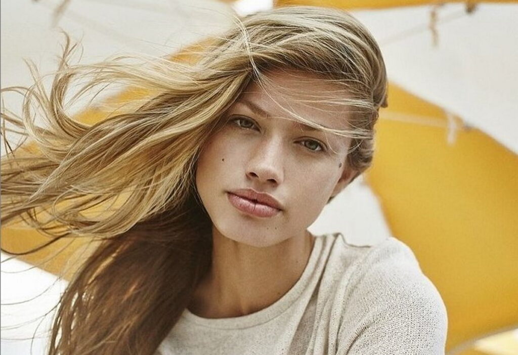 Νοσηλεύτρια εγκατέλειψε τα νοσοκομεία για το... Sports Illustrated (Photos) - Media