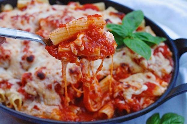 three-cheese-baked-rigatoni-_16.jpg