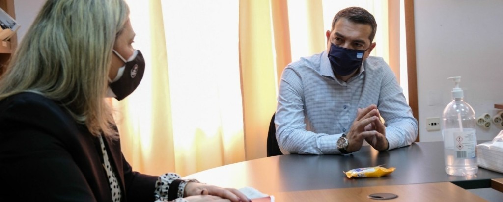 tsipras_erithros_new