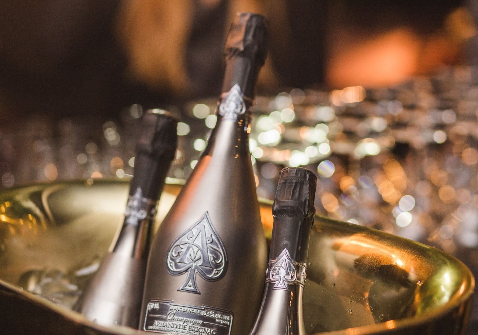 Ace of Spades O Jay Z, ο ρατσισμός και η σαμπάνια που σπάει τα ρεκόρ