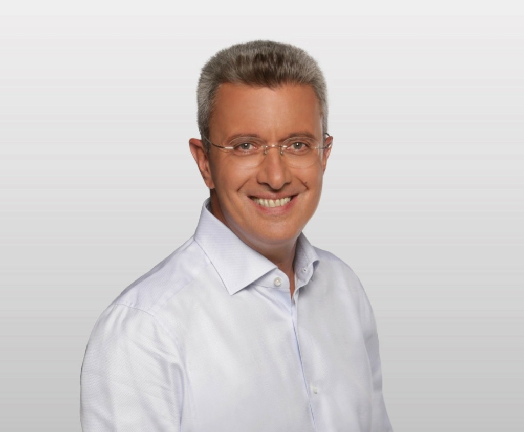nikos-xatzinikolaou