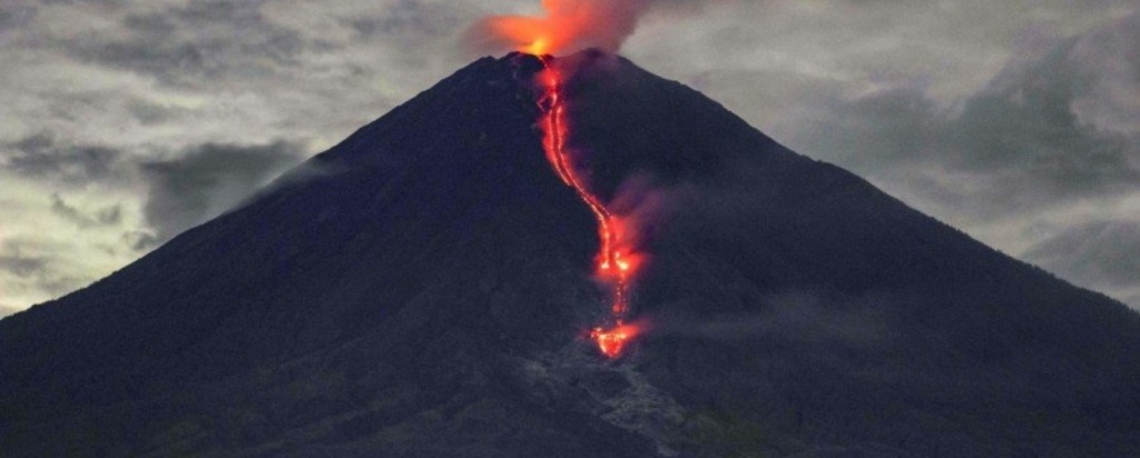 Semeru volcano_new