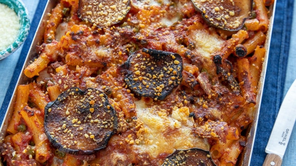 pasta-ncasciata-ricetta-pasta-al-forno-siciliana-1280×720