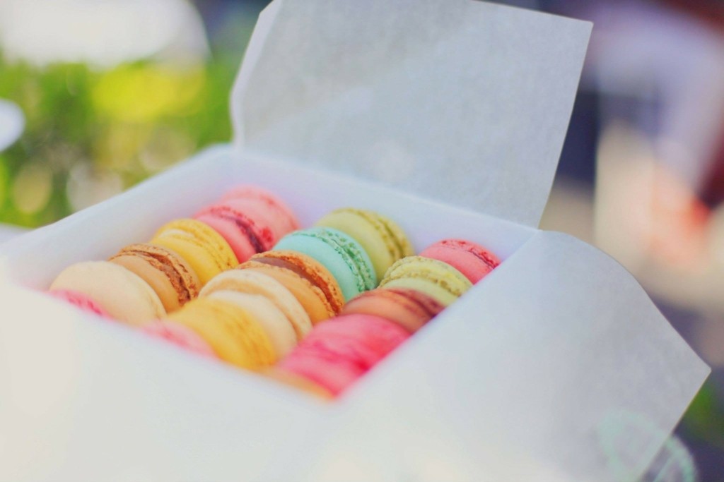 macarons-g681de2fb5_1920