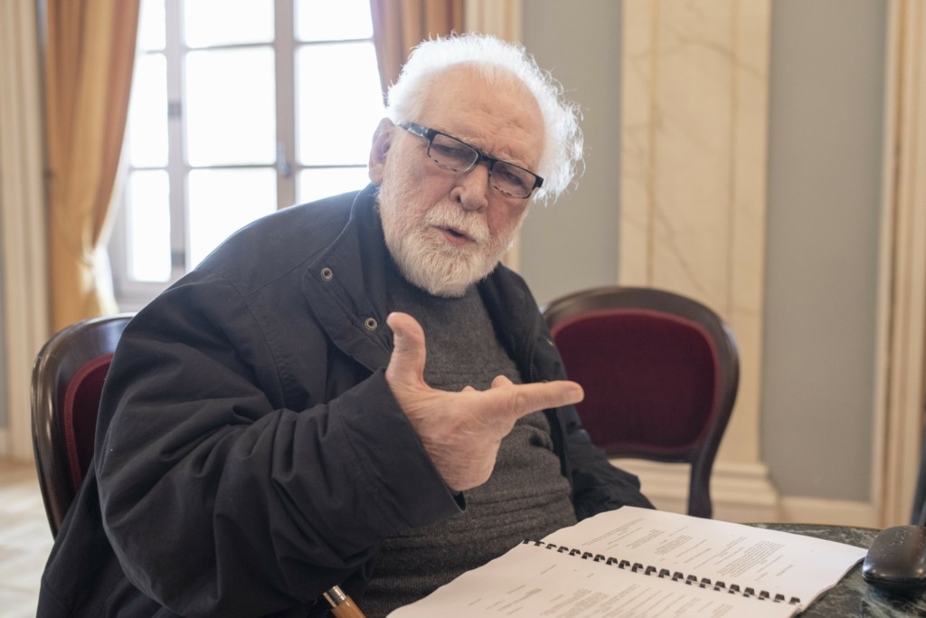 ΚΩΣΤΑΣ ΚΑΖΑΚΟΣ