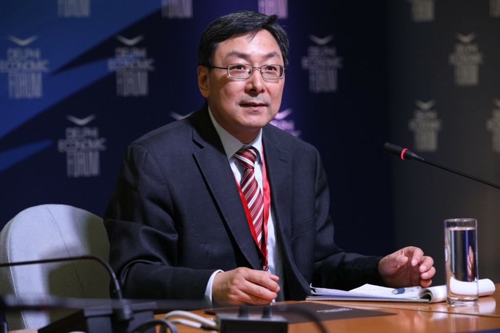 Yanzhong Huang
