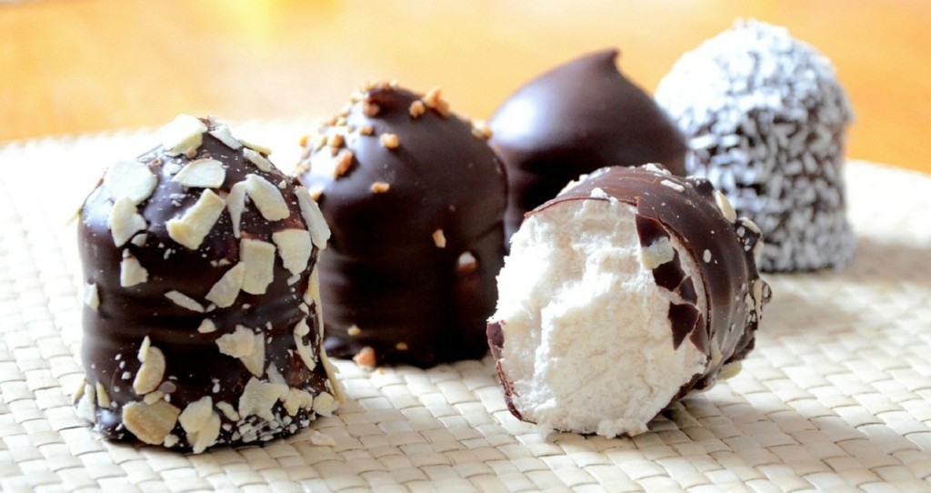 chocolate-marshmallows-g51eefd391_1920