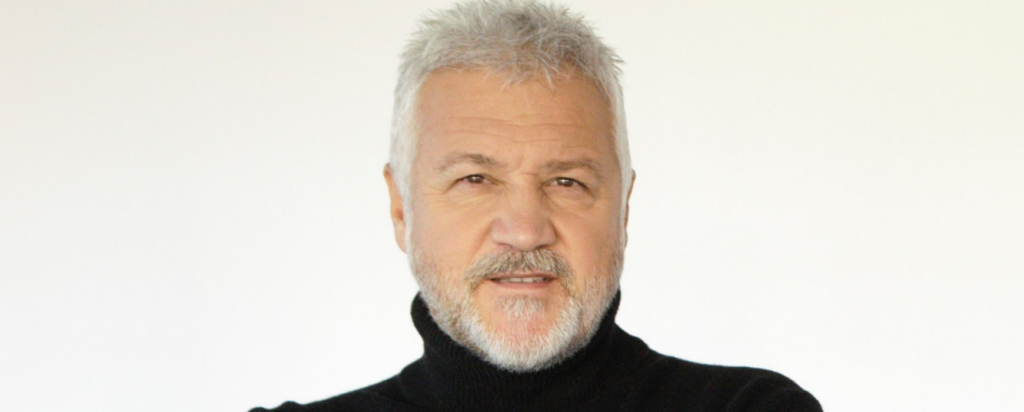 petroylakis- sasmos-new