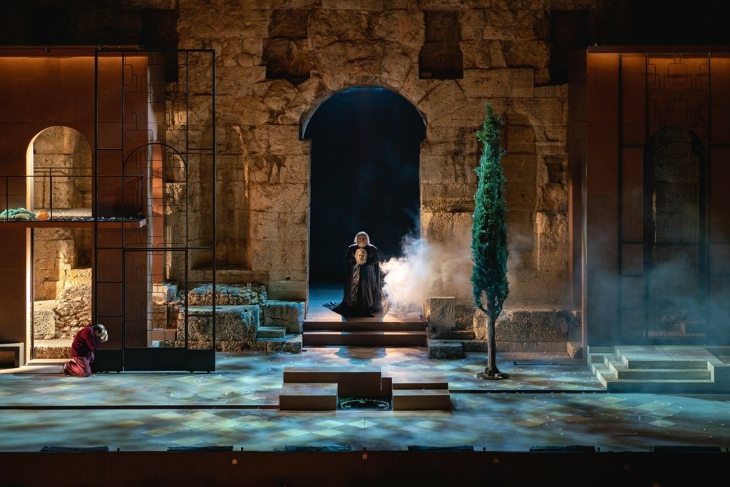GNO Rigoletto at the Odeon of Herodes Atticus – photo GAVRIIL PAPADIOTIS_1