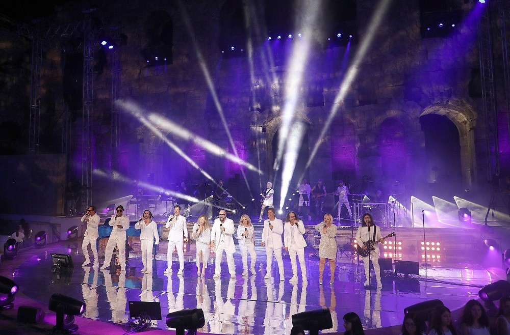 COSMOTE_Desmond Child Rocks The Parthenon (2)
