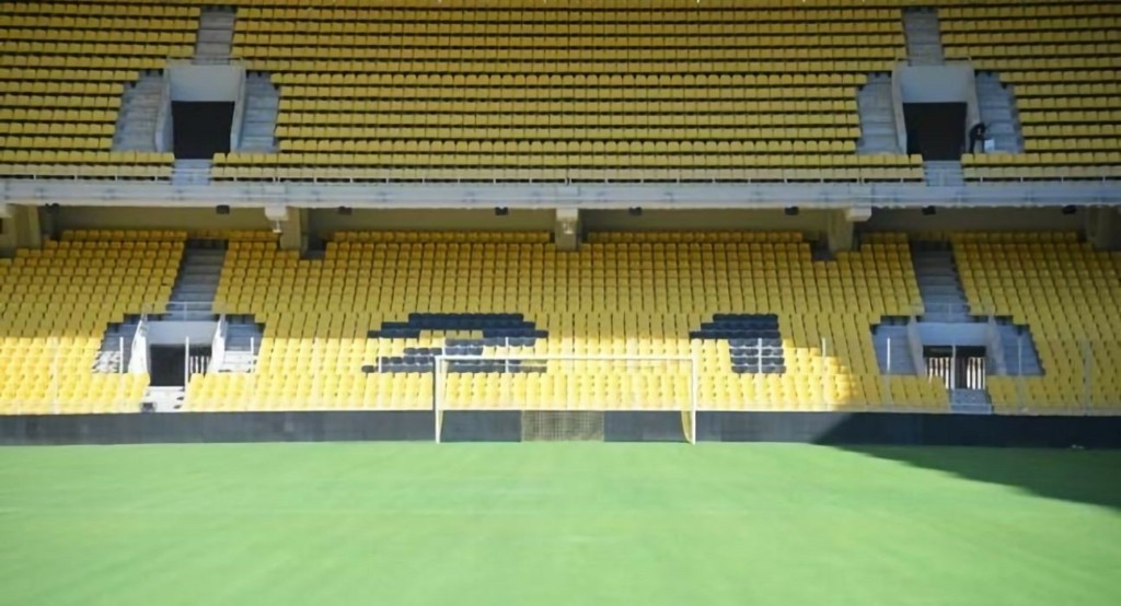 thira21_aek_new