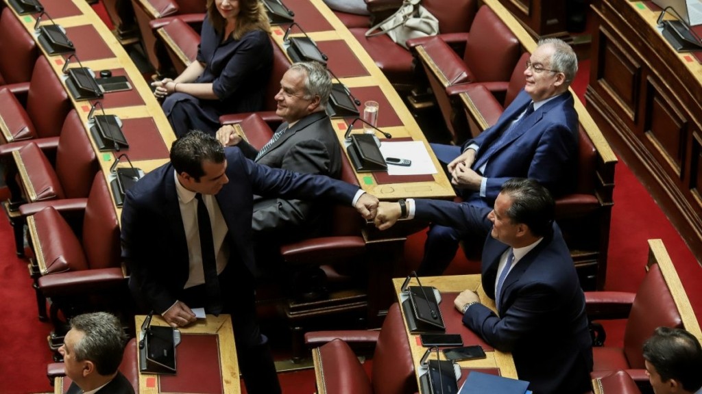 adonis_plevris_voridis