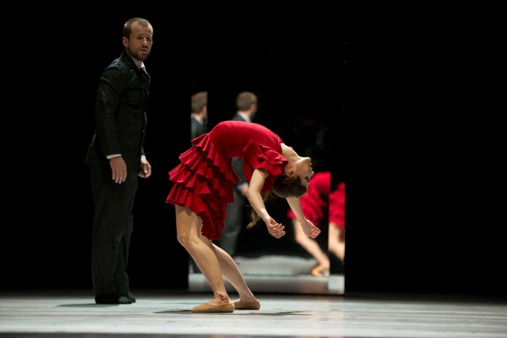 Carmen 17 – photo Jesús Vallinas – Compania Nacional de Danza, Spain