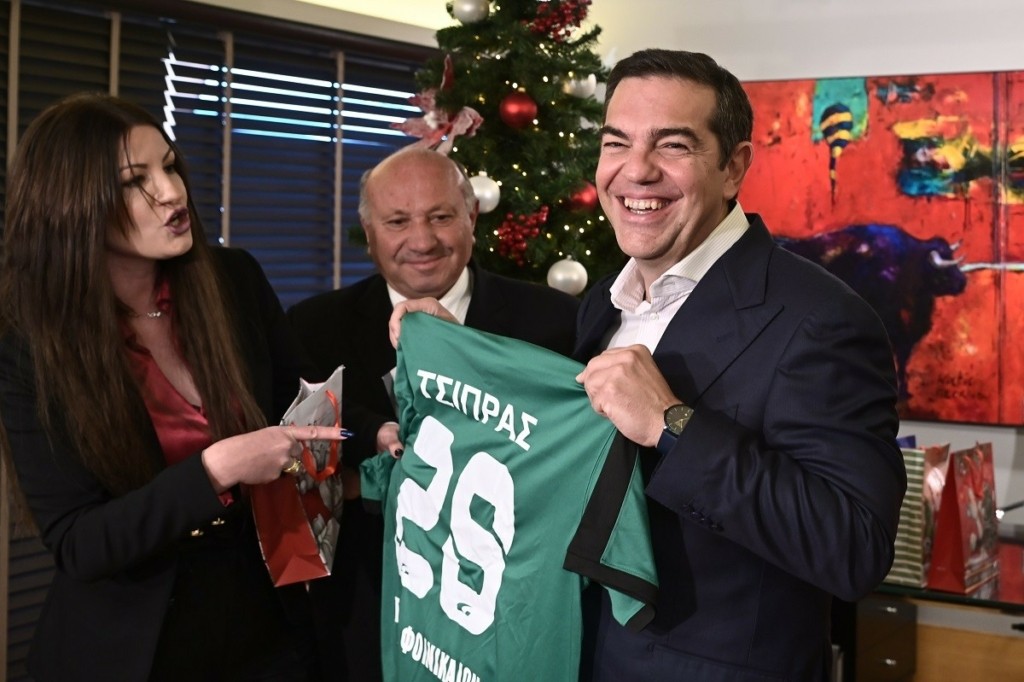 tsipras_fanela_new