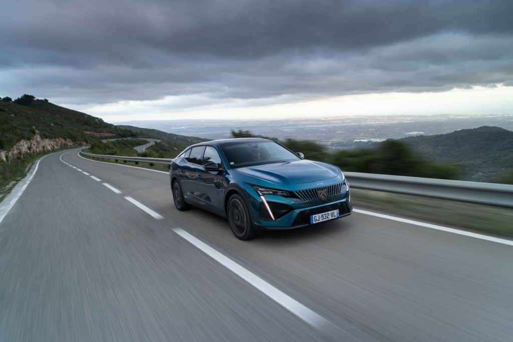 1_PEUGEOT_408_TESTDRIVE_2211TC527