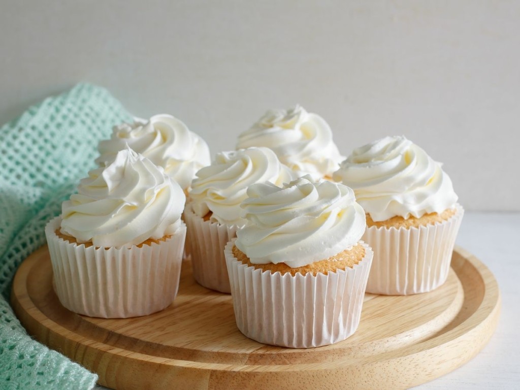 mary-berry-vanilla-cupcake-recipe-1640259210