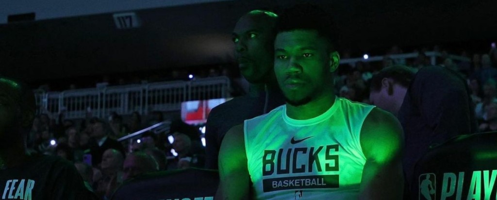 bucks_antetokounbo