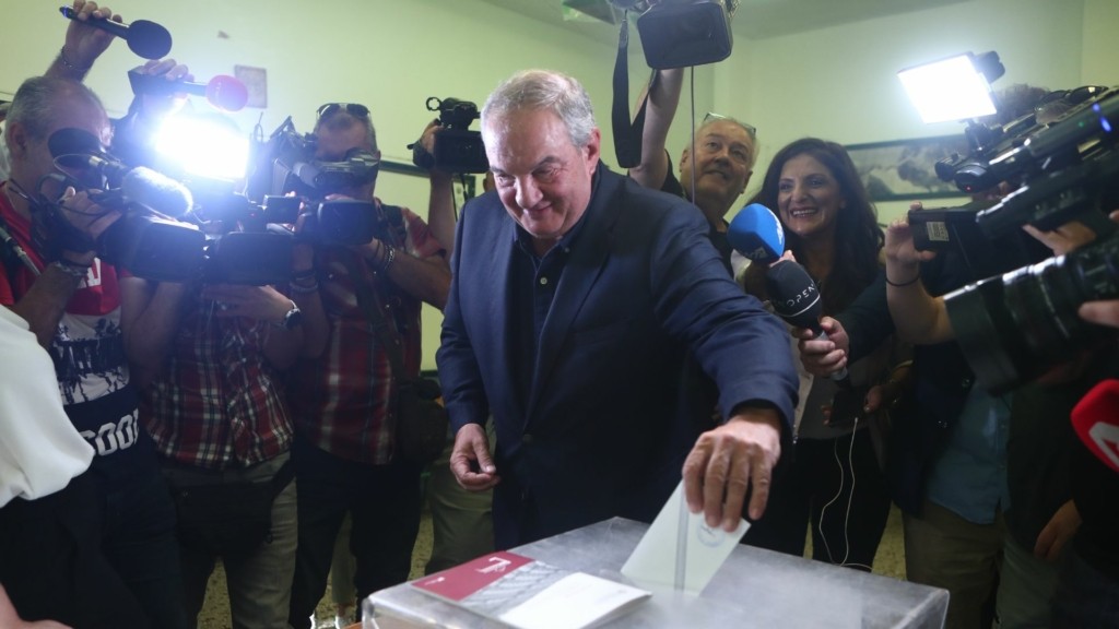 KARAMANLIS