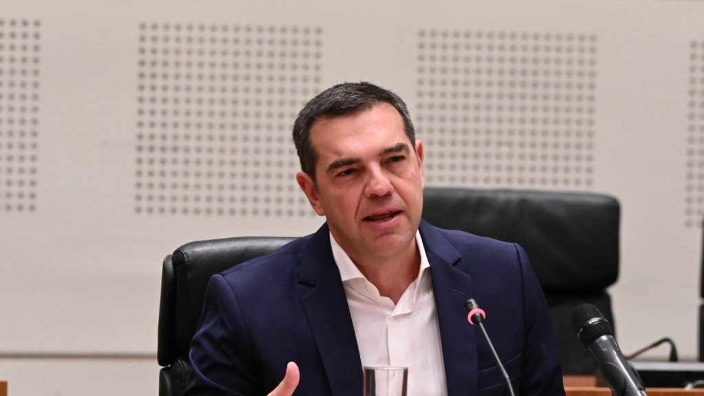 tsipras-paraitisi-zappeio