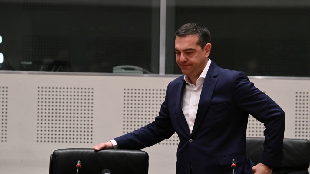 tsipras-paraitisi_slider