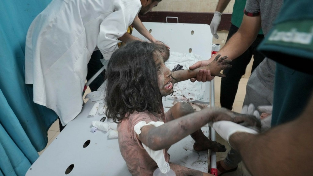 GAZA_HOSPITAL_KID