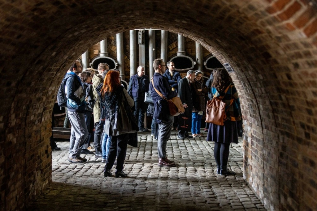 apogevmatines-xenagiseis