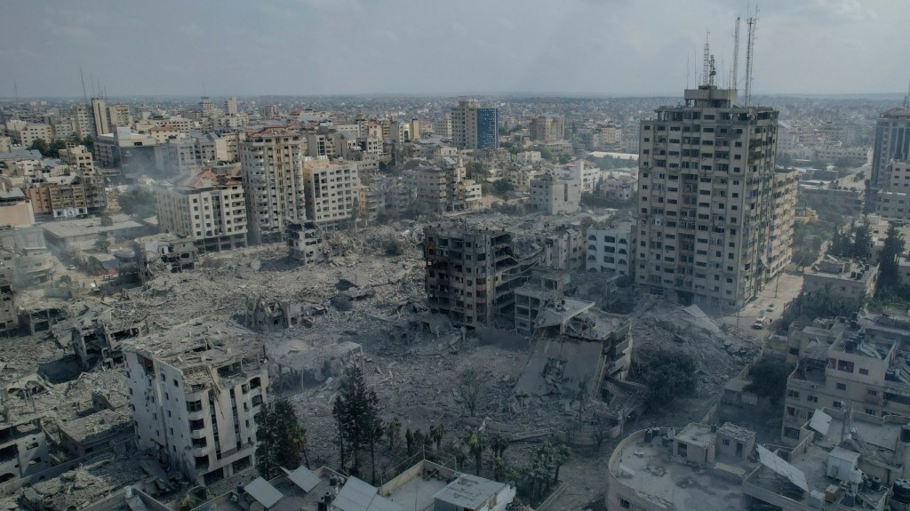 gaza debris