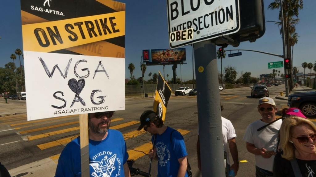 wga_strike_new