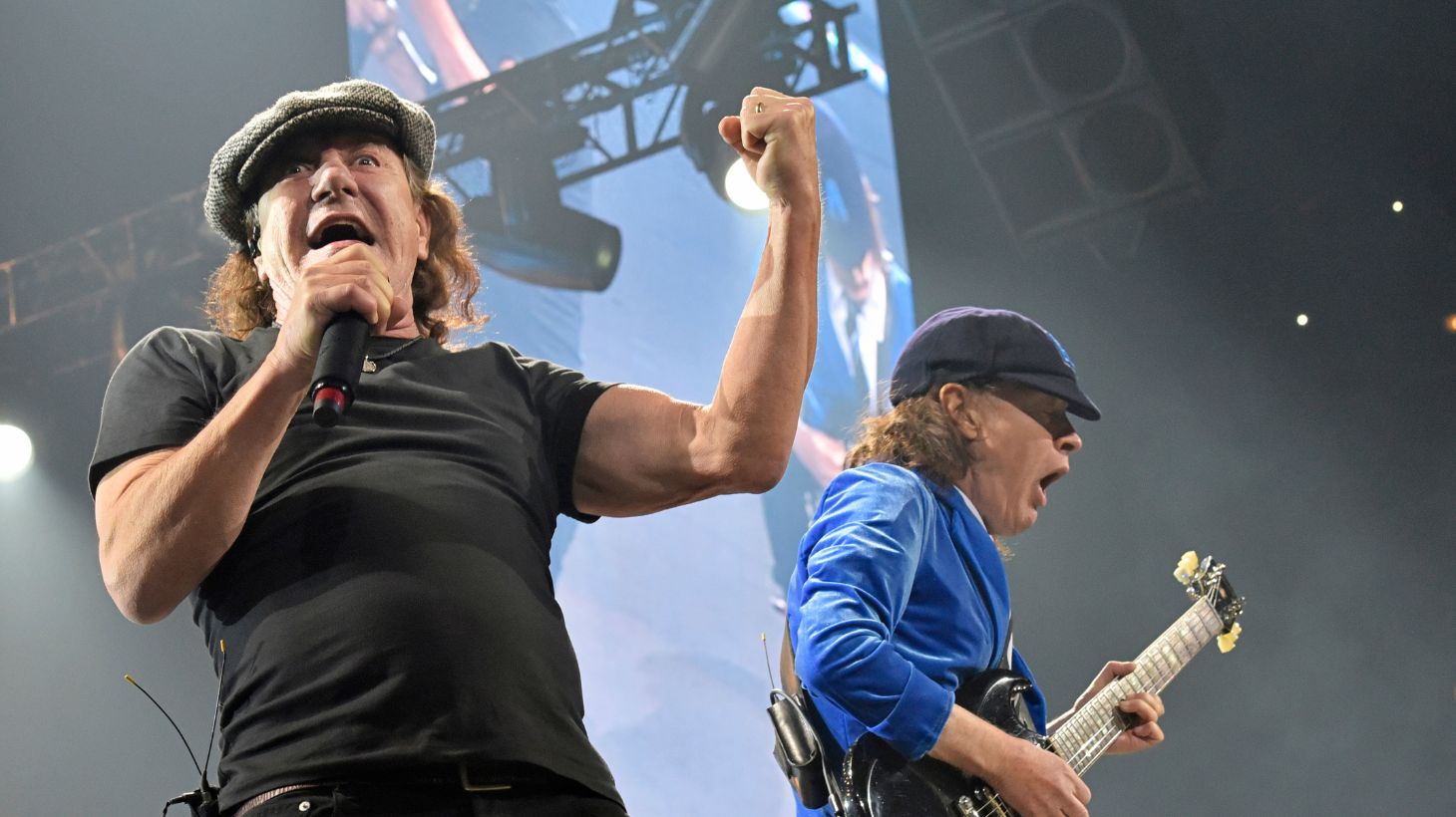 Colin Burgess: Πέθανε ο πρώτος ντράμερ των AC/DC – Η ανάρτησή τους ...