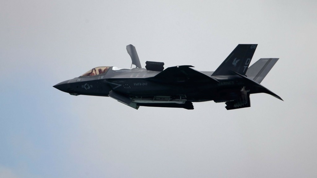 F35