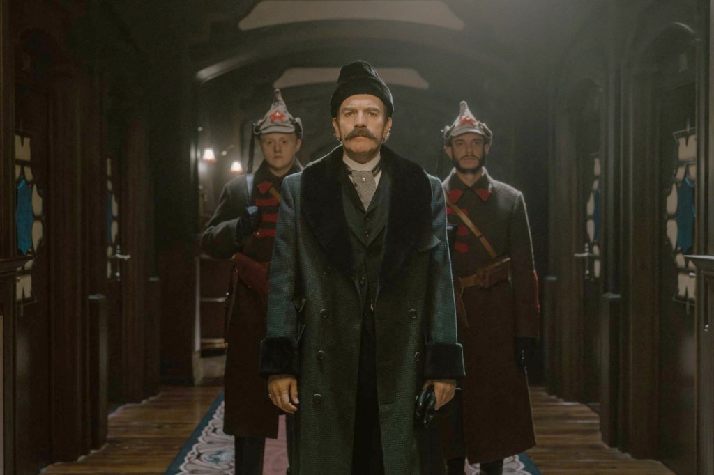 COSMOTE TV_A Gentleman in Moscow_1