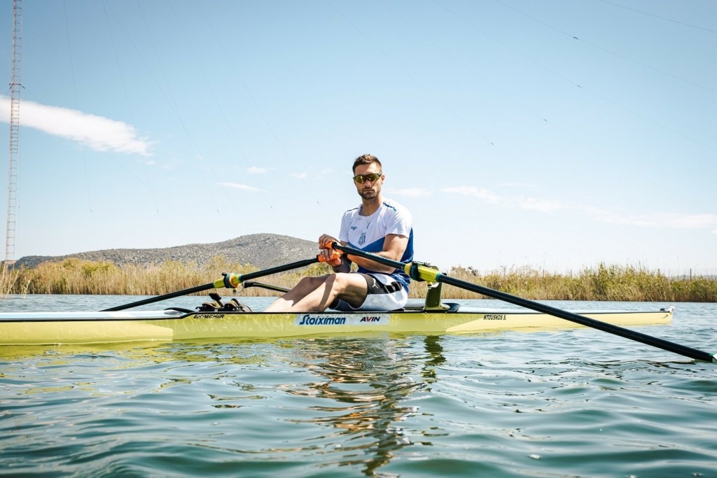 AVIN-Στέφανος Ντούσκος