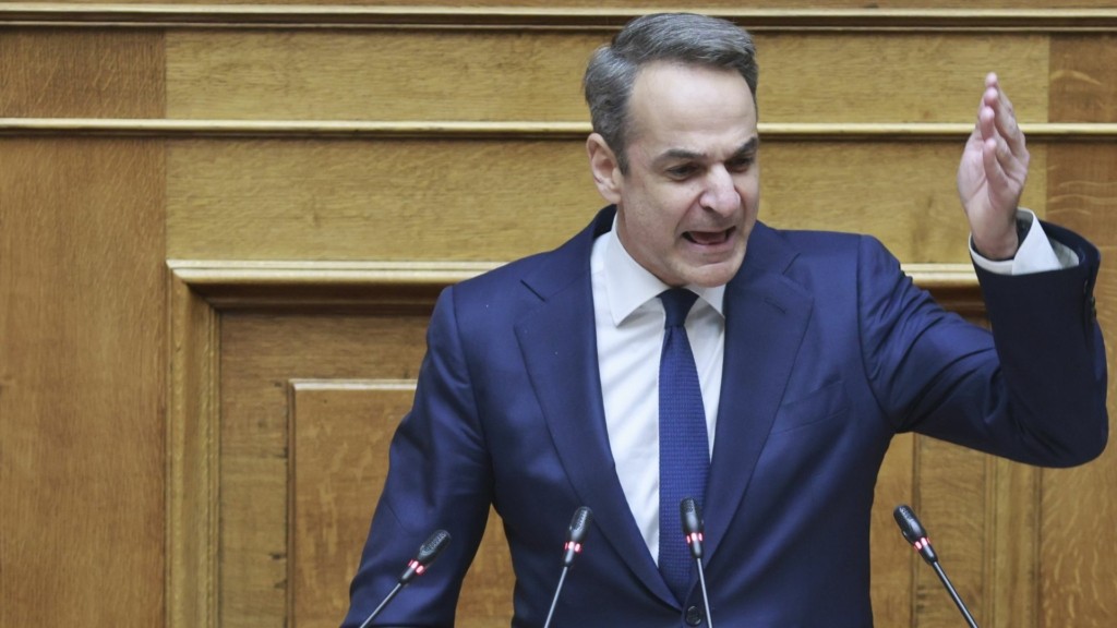 <div style="width:1px;height:1px"></div>mitsotakis-121