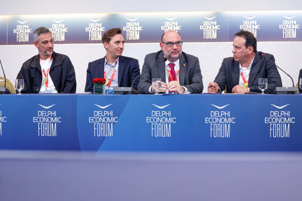 socialdoo-atypical-excellence-panel-def-ix-13-april-20242