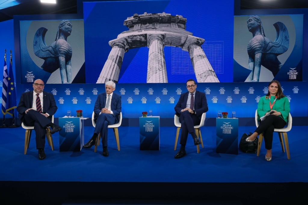 kakolyris-dzurinda-klapsis-stratulat