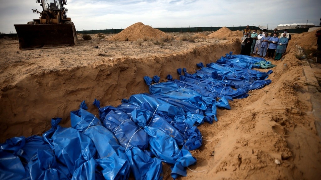 <div style="width:1px;height:1px"></div>mass graves