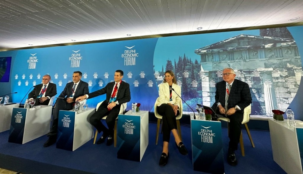 photo-2-oikonomiko-phoroum-ton-delphon