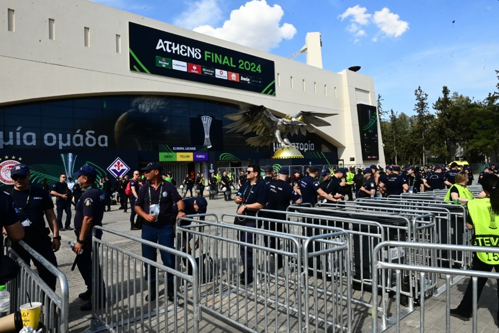 Φωτογραφία για: Aντίστροφη μέτρηση για τον τελικό του Conference League-Άνοιξαν οι θύρες 3 6236933