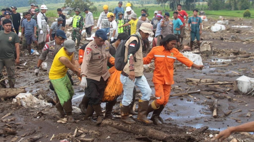 indonesia_floods_new