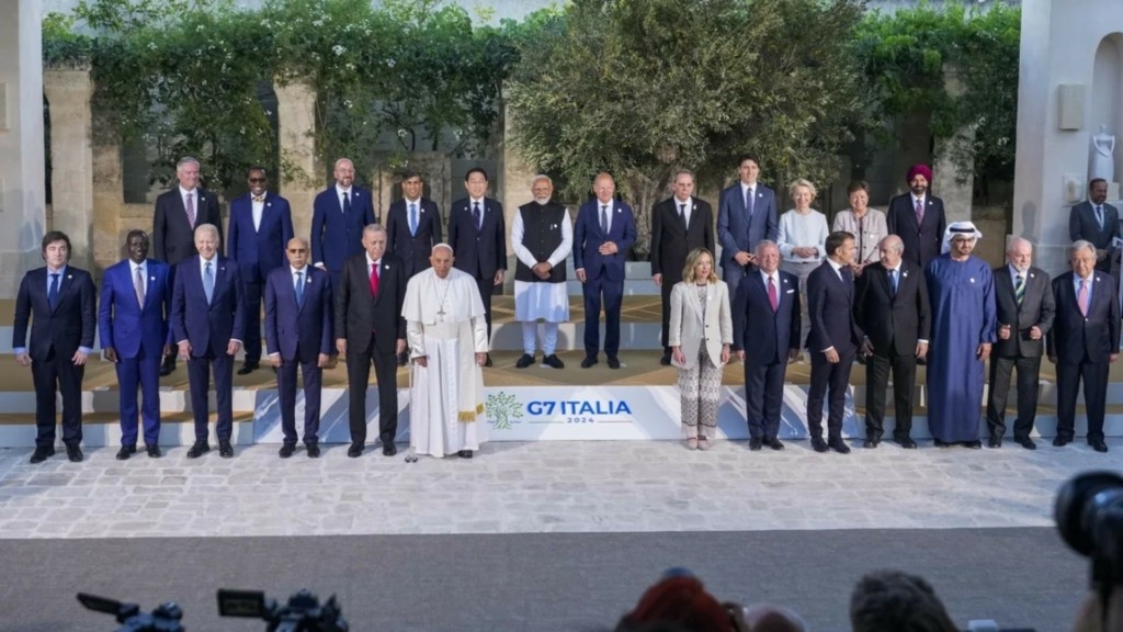 G7