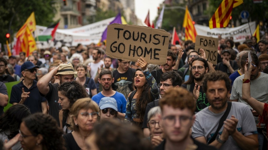 diadilosi-ispania-tourismos