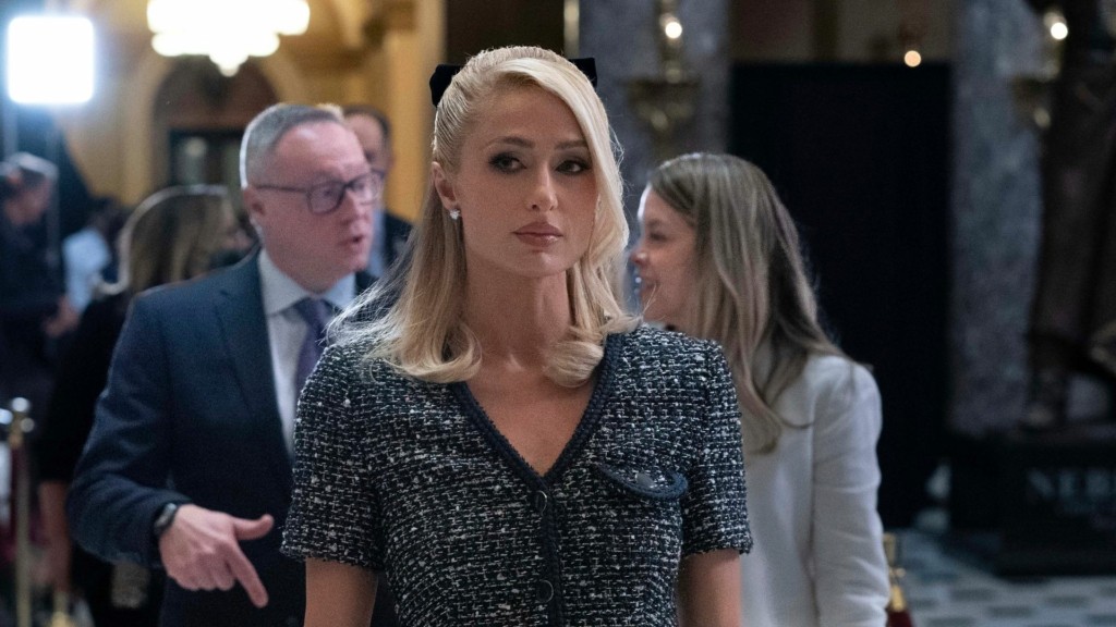 paris-hilton-kongreso