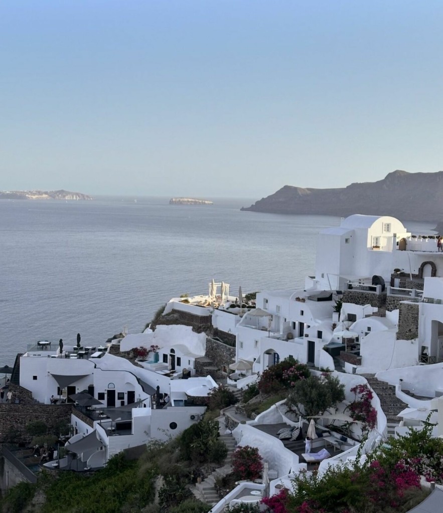 santorini-papakaliatis-1