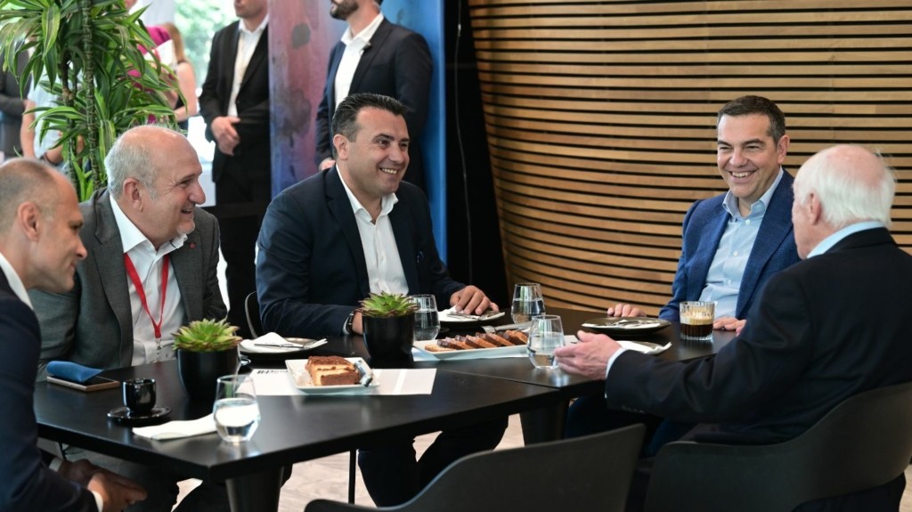 tsipras_zaev_diaskepsi