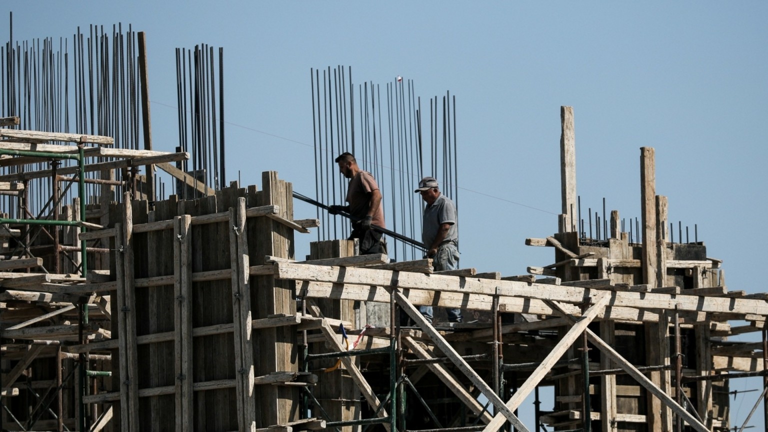 Δραματική η κατάσταση από τη φωτιά στην Αττική