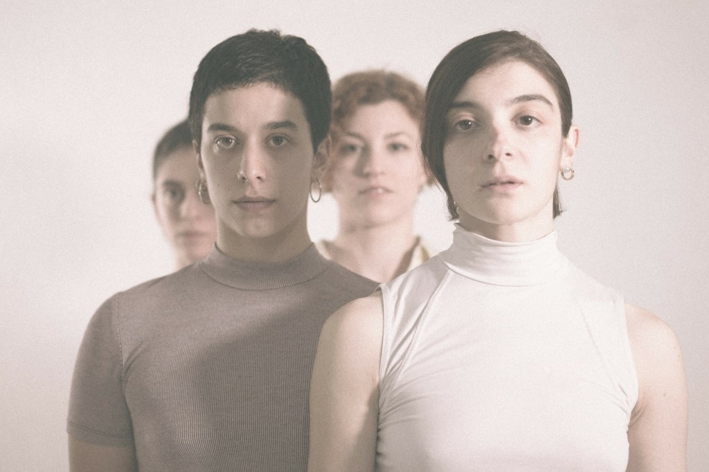 hot dark mattter_φωτο Μ. Μπουκουβάλα